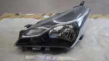 Load image into Gallery viewer, Frontscheinwerfer Toyota Yaris Ein Stück (Rechts oder Links) Headlight SCH1624820320lf