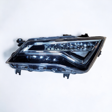 Laden Sie das Bild in den Galerie-Viewer, Frontscheinwerfer Seat Ateca 576941007F LED Links Scheinwerfer Headlight