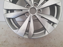 Load image into Gallery viewer, 1x Alufelge 18 Zoll 7.5" 5x112 50ET Glanz Silber 10A071498 VW Rim Wheel FEL3937967752mj