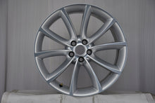 Load image into Gallery viewer, 1x Alufelge 19 Zoll 9.5" 5x108 27ET Glanz Silber EX531007DA Jaguar F Type F-Type FEL6220619681qq
