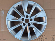 Load image into Gallery viewer, 1x Alufelge 17 Zoll 6.5" 5x100 40ET 658601025C Skoda Scala Kamiq Rim Wheel FEL4183551474ul