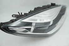 Laden Sie das Bild in den Galerie-Viewer, Frontscheinwerfer Renault Megane III 260100923R 0301288202 Rechts Headlight SCH9454684470mb