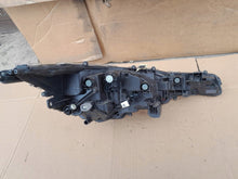 Load image into Gallery viewer, Frontscheinwerfer Toyota Corolla 81150-02S60 90154014 Full LED Rechts oder Links