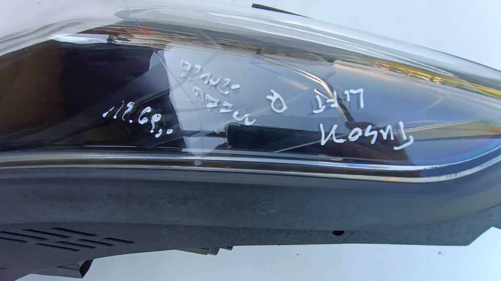 Frontscheinwerfer Hyundai Tucson 92102D7700 Rechts Scheinwerfer Headlight SCH3145126678qd