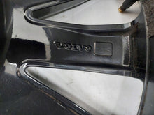 Laden Sie das Bild in den Galerie-Viewer, 1x Alufelge 18 Zoll 31471312 Volvo S60 V60 Rim Wheel