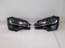 Laden Sie das Bild in den Galerie-Viewer, Frontscheinwerfer Skoda Karoq 57B941015B LED Ein Stück (Rechts oder Links) SCH5261945451ke