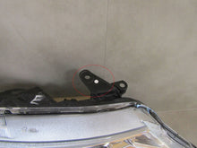 Load image into Gallery viewer, Frontscheinwerfer Toyota Avensis 1000017687 Xenon Rechts Scheinwerfer Headlight SCH3911341977ub
