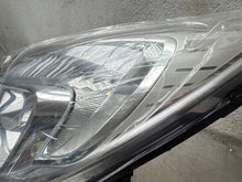 Laden Sie das Bild in den Galerie-Viewer, Frontscheinwerfer Opel Meriva B 13305777 722556250 Links Scheinwerfer Headlight SCH7786332421wn