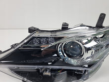 Laden Sie das Bild in den Galerie-Viewer, Frontscheinwerfer Toyota Auris 81150-02E20 LED Links Scheinwerfer Headlight