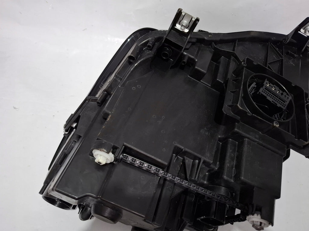 Frontscheinwerfer Seat Ateca 576941032C 1EX014 891-52 LED Rechts Headlight