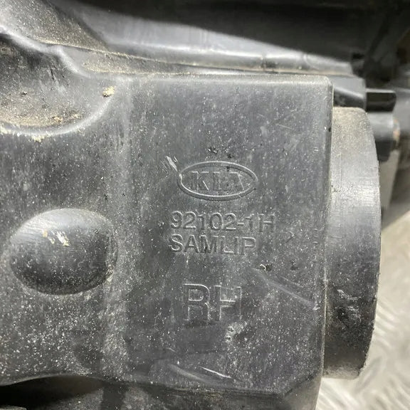 Frontscheinwerfer Kia Hatchback 921021H Rechts Scheinwerfer Headlight SCH3374700924nc