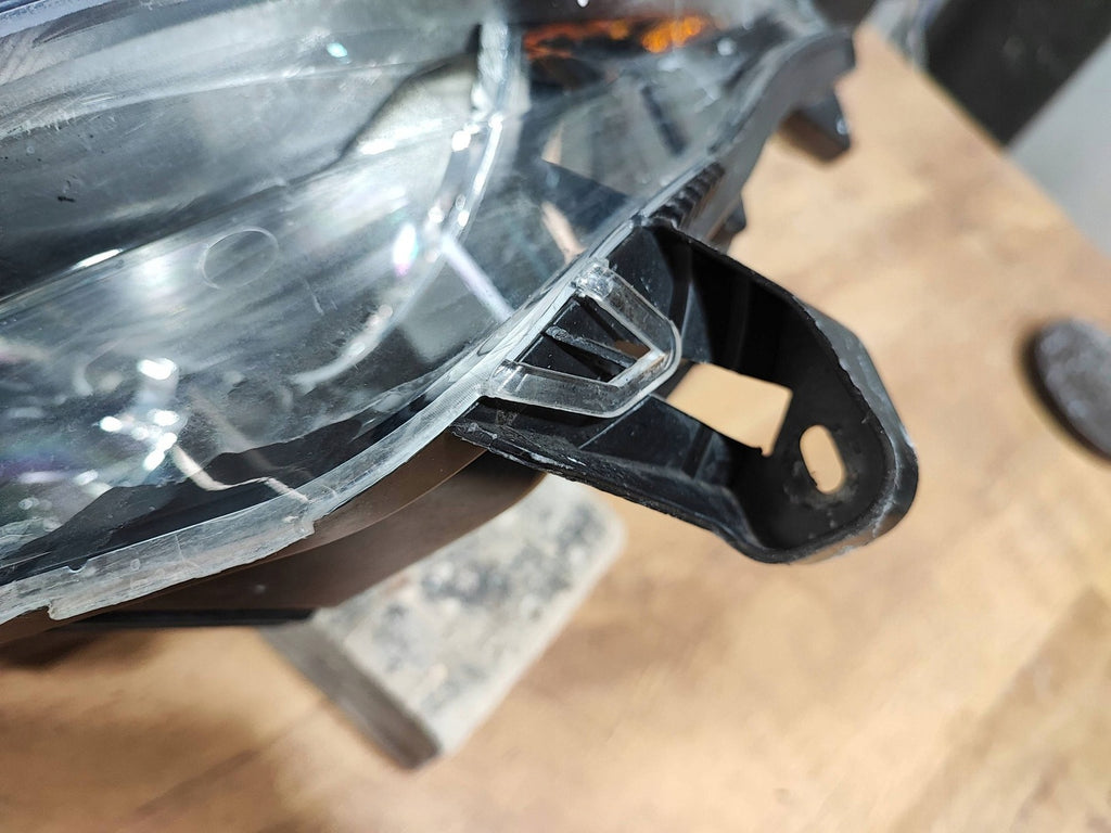Frontscheinwerfer Opel Astra 13239288 1EG27037041 Links Scheinwerfer Headlight SCH9981716594ul