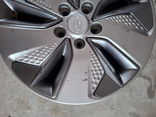 Load image into Gallery viewer, 1x Alufelge 17 Zoll 50ET 52910K4000 Hyundai Kona Rim Wheel FEL4392459883mz
