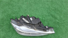 Load image into Gallery viewer, Frontscheinwerfer BMW 3 F30 F31 7259526 Xenon Rechts Scheinwerfer Headlight SCH6351060932yf