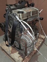 Laden Sie das Bild in den Galerie-Viewer, Motor Mitsubishi Grandis 4G69 2.4 173TKm 2007 Benzin Engine Unkomplett MOT7254000688sn