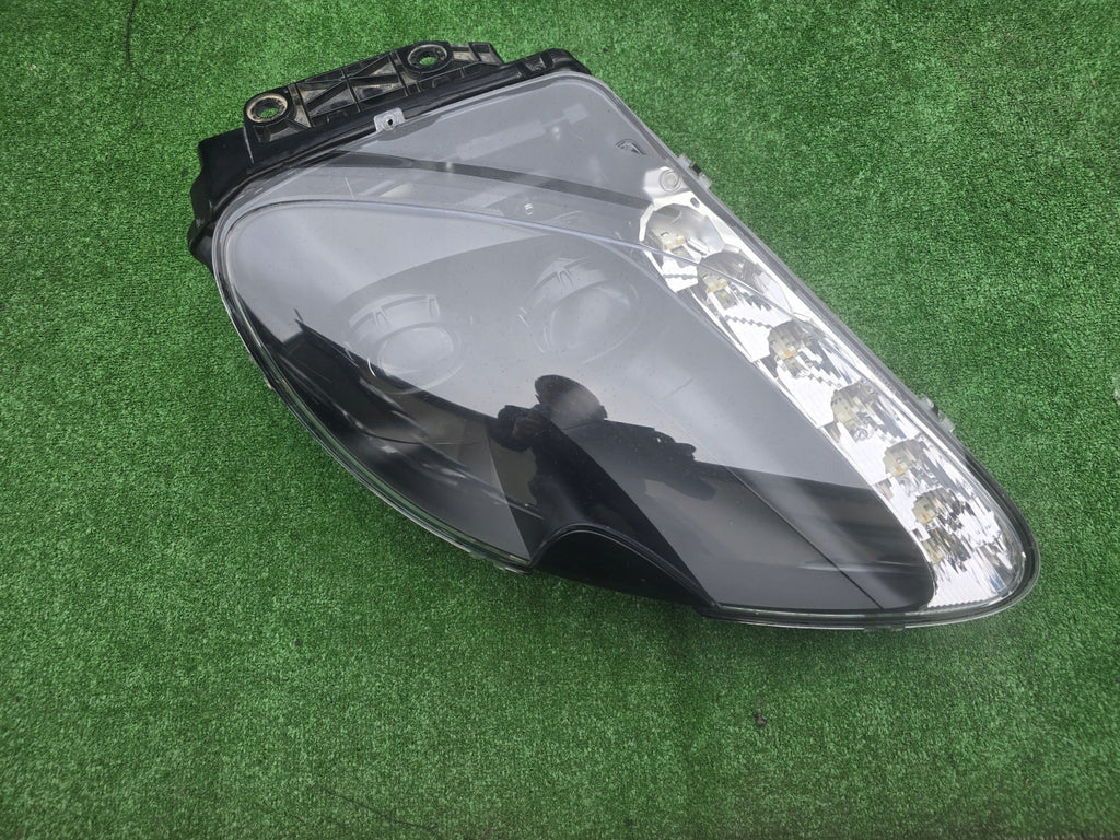 Frontscheinwerfer Aston Martin Vantage BD23-13W029-BB Rechts Headlight SCH6098934594vu
