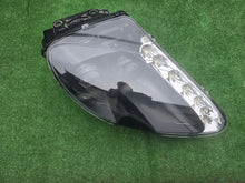 Laden Sie das Bild in den Galerie-Viewer, Frontscheinwerfer Aston Martin Vantage BD23-13W029-BB Rechts Headlight SCH6098934594vu