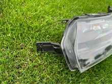 Load image into Gallery viewer, Frontscheinwerfer Dacia Spring 266052417R 266008993R LED Rechts oder Links