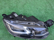 Laden Sie das Bild in den Galerie-Viewer, Frontscheinwerfer Toyota Proace City 9835780580 Rechts Scheinwerfer Headlight SCH7950895621db