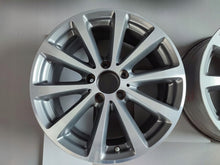 Laden Sie das Bild in den Galerie-Viewer, 4x Alufelge 17 Zoll 7.5" 5x112 40ET Glanz Silber A2134011300 Mercedes-Benz W213 FEL6735198426yw