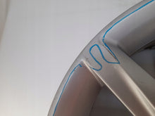 Laden Sie das Bild in den Galerie-Viewer, 1x Alufelge 16 Zoll 7.0&quot; 5x112 40ET Glanz Silber 3R0601025 Seat Rim Wheel