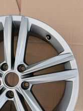 Laden Sie das Bild in den Galerie-Viewer, 1x Alufelge 18 Zoll 5G0601025DC VW Golf Vii Rim Wheel FEL4518090422qj