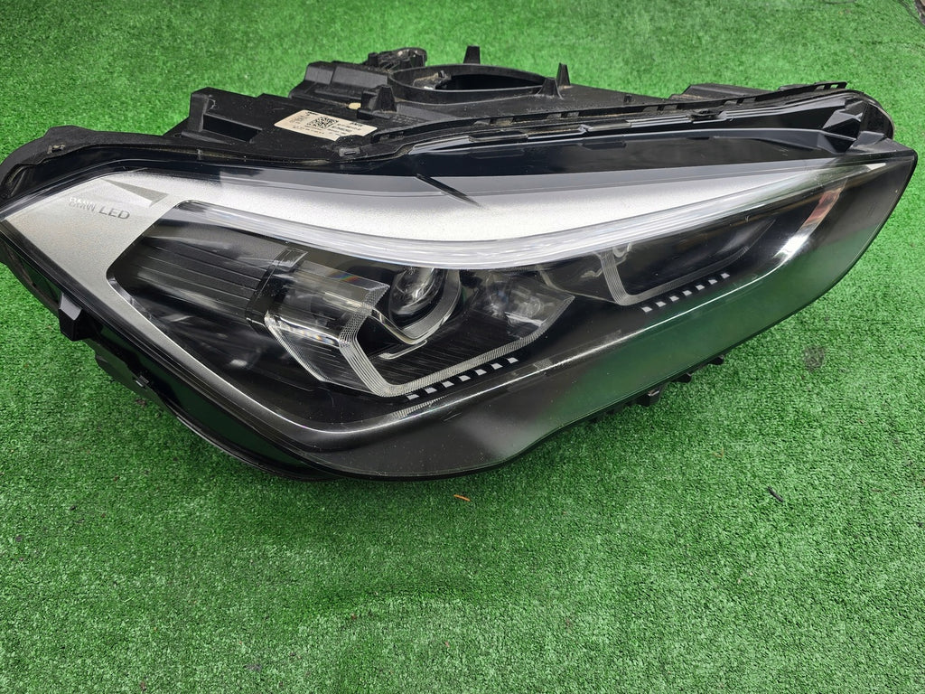 Frontscheinwerfer BMW X1 F48 6311-5A01172-02 Rechts Scheinwerfer Headlight SCH8336458883hs