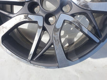 Laden Sie das Bild in den Galerie-Viewer, 1x Alufelge 17 Zoll 7.0&quot; 5x114.3 39ET PW4570R002 Toyota Corolla Rim Wheel