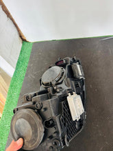 Load image into Gallery viewer, Frontscheinwerfer VW Golf 5K1941751 Xenon Links Scheinwerfer Headlight SCH8231959048hh