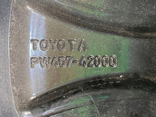 Laden Sie das Bild in den Galerie-Viewer, 1x Alufelge 17 Zoll PW45742000 Toyota Rav V 4 Rim Wheel FEL6166627721py
