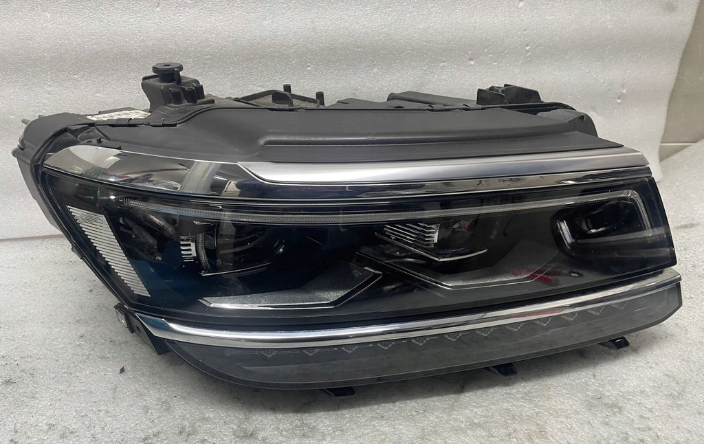 Frontscheinwerfer VW Tiguan 5NB941082B LED Rechts Scheinwerfer Headlight