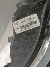 Laden Sie das Bild in den Galerie-Viewer, Frontscheinwerfer Ford Focus III BM51-13W029-AK Rechts Scheinwerfer Headlight SCH8483826856zk