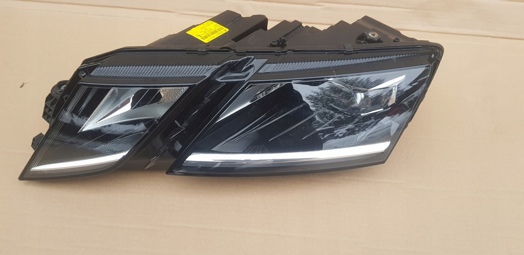 Frontscheinwerfer Skoda Octavia III 5E1941015D Full LED Links Headlight SCH4310679596dy