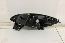 Laden Sie das Bild in den Galerie-Viewer, Frontscheinwerfer Renault Scenic 260105855R Xenon Rechts Scheinwerfer Headlight