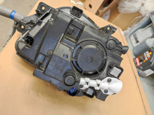 Laden Sie das Bild in den Galerie-Viewer, Frontscheinwerfer Hyundai Tucson Nx4e 92102N7100 Full LED Rechts Headlight