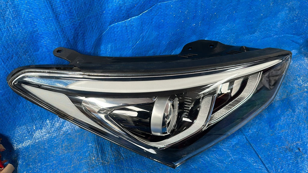 Frontscheinwerfer Hyundai Santa Fe Xenon Rechts Scheinwerfer Headlight SCH9036668800ju
