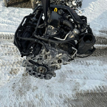 Laden Sie das Bild in den Galerie-Viewer, Motor VW DLA 1.0 TSI Benzin Engine Komplett