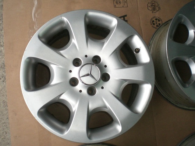 1x Alufelge 16 Zoll 7.0" 5x112 31ET Glanz Grau A2034012802 Mercedes-Benz