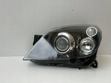 Laden Sie das Bild in den Galerie-Viewer, Frontscheinwerfer Opel Astra H MCJ14479 Links Scheinwerfer Headlight SCH7736730537we