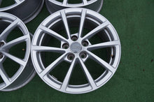 Laden Sie das Bild in den Galerie-Viewer, 4x Alufelge 17 Zoll 7.5" 5x112 36ET Glanz Silber 4K0601025 Audi A6 C8 B9 FEL9854052055kp