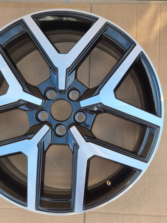 1x Alufelge 18 Zoll 7.0" 5x100 6F9601025B Seat Arona Rim Wheel FEL6300403679cu
