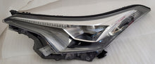 Laden Sie das Bild in den Galerie-Viewer, Frontscheinwerfer Toyota C-Hr Chr 81160-F4170-00 Full LED Links Headlight SCH4513060457nn