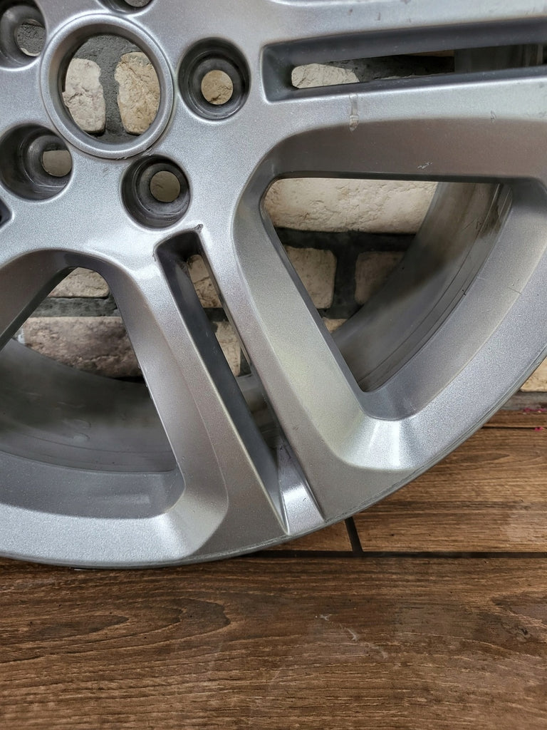 1x Alufelge 20 Zoll 8.5" 5x108 45ET Glanz Silber HK83-1007 Jaguar F-Pace