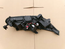 Laden Sie das Bild in den Galerie-Viewer, Frontscheinwerfer Mitsubishi Eclipse Cross LED Links Scheinwerfer Headlight