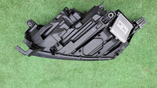 Laden Sie das Bild in den Galerie-Viewer, Frontscheinwerfer Skoda Octavia 5E4941016A LED Rechts Scheinwerfer Headlight SCH6009782959di