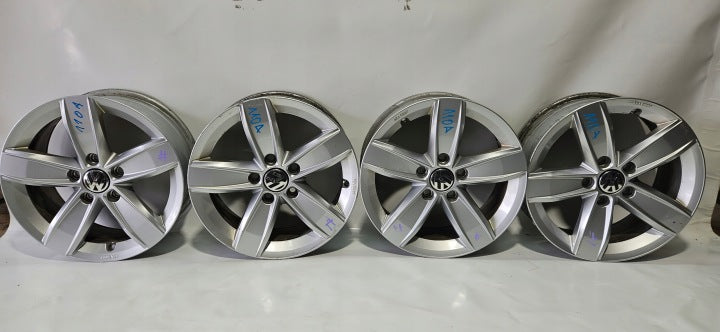 4x Alufelge 16 Zoll 6.5" 5x112 44ET Matt 5C0071496 VW Passat Touran New Beetle FEL3334799336wi