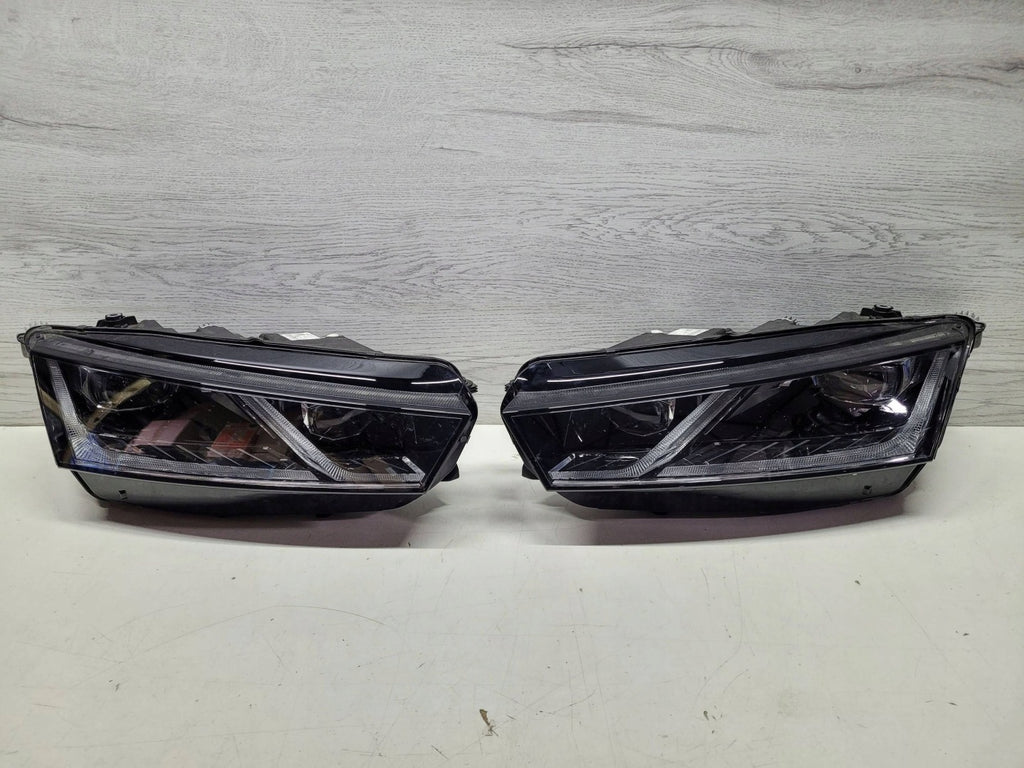 Frontscheinwerfer Skoda Octavia IV 5E4941015A Rechts Scheinwerfer Headlight SCH9375080482ho