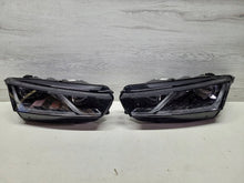 Laden Sie das Bild in den Galerie-Viewer, Frontscheinwerfer Skoda Octavia IV 5E4941015A Rechts Scheinwerfer Headlight SCH9375080482ho