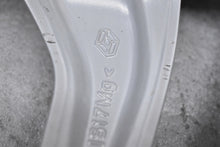 Laden Sie das Bild in den Galerie-Viewer, 1x Alufelge 20 Zoll 6.5&quot; 5x114.3 33ET 403007153R Renault Scenic Rim Wheel