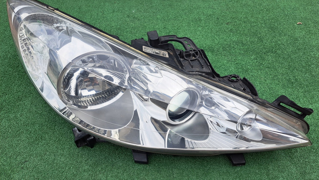 Frontscheinwerfer Peugeot 207 89901969 9683683880-02 Rechts Headlight